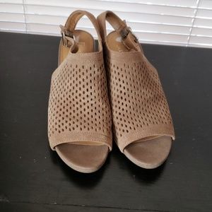 Franco Sarto sz9 sling back suede heels